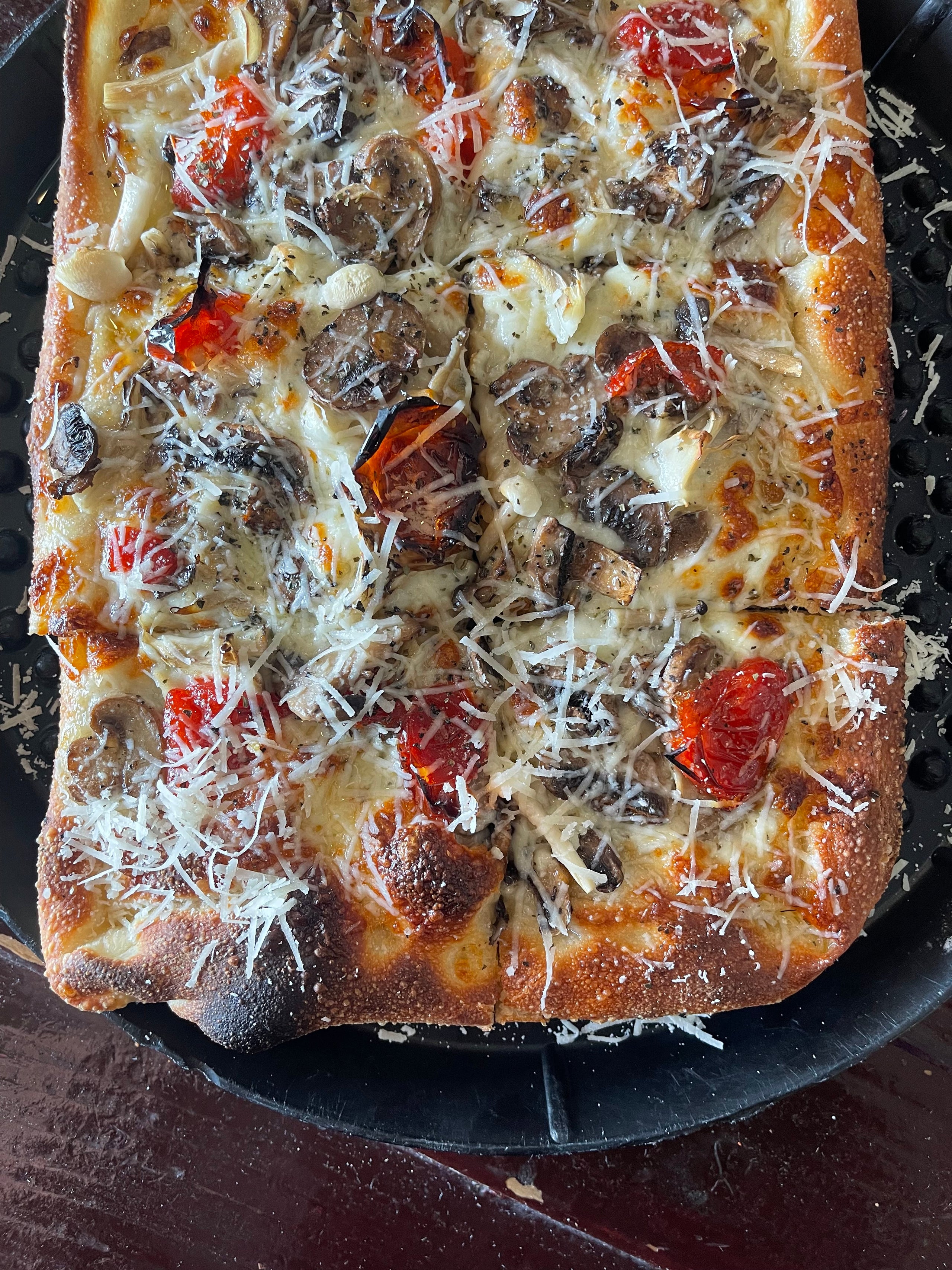 Naked City Pizza Express: Why This Las Vegas Staple Is More Than Just a Dive Bar Slice